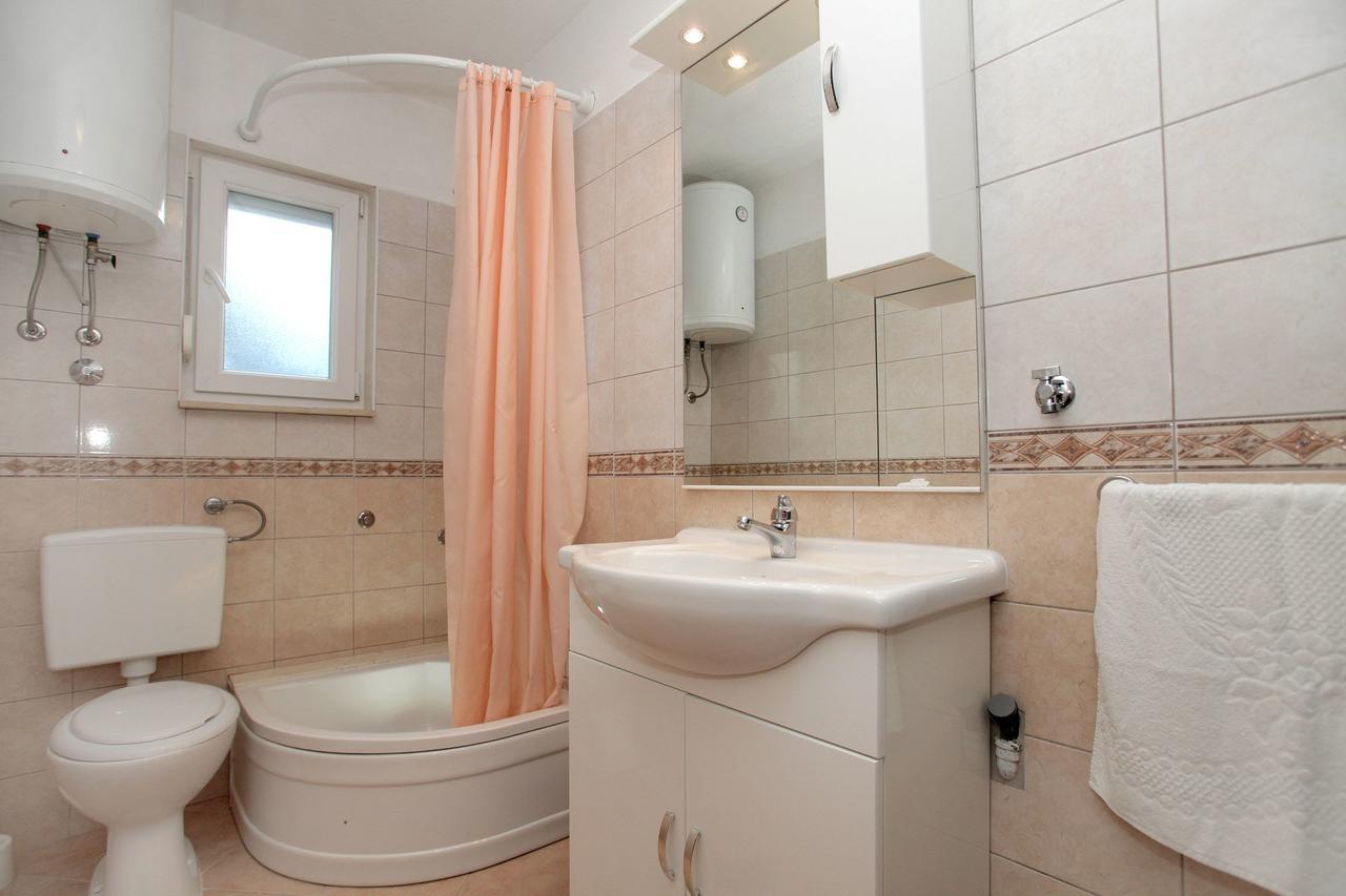 טרוגיר Apartments Iva מראה חיצוני תמונה